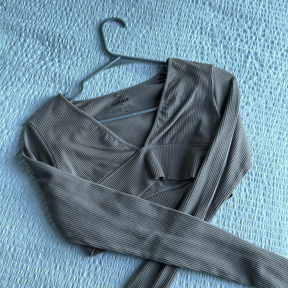 Garage Long Sleeve Crop Top